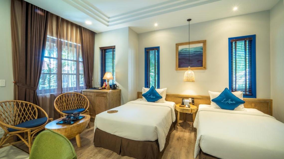 L'azure And Resort