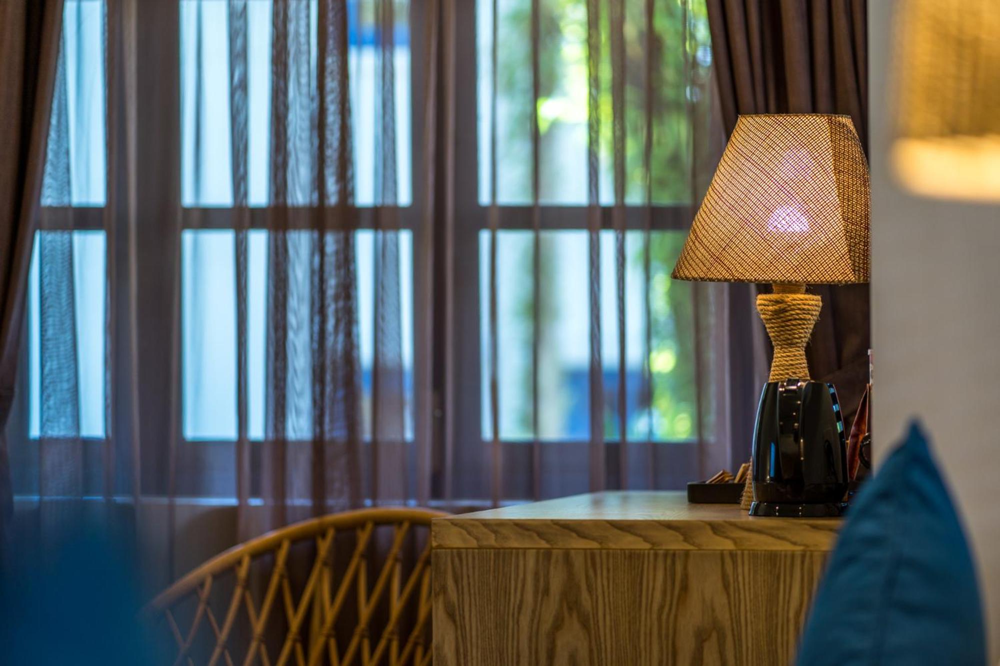 सहारा L'azure And Phu Quoc